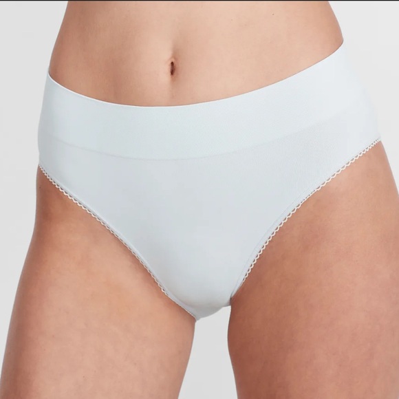 Wacoal Other - NWT Wacoal Large Feeling Flexible Hi-Cut Brief in Ancient Water